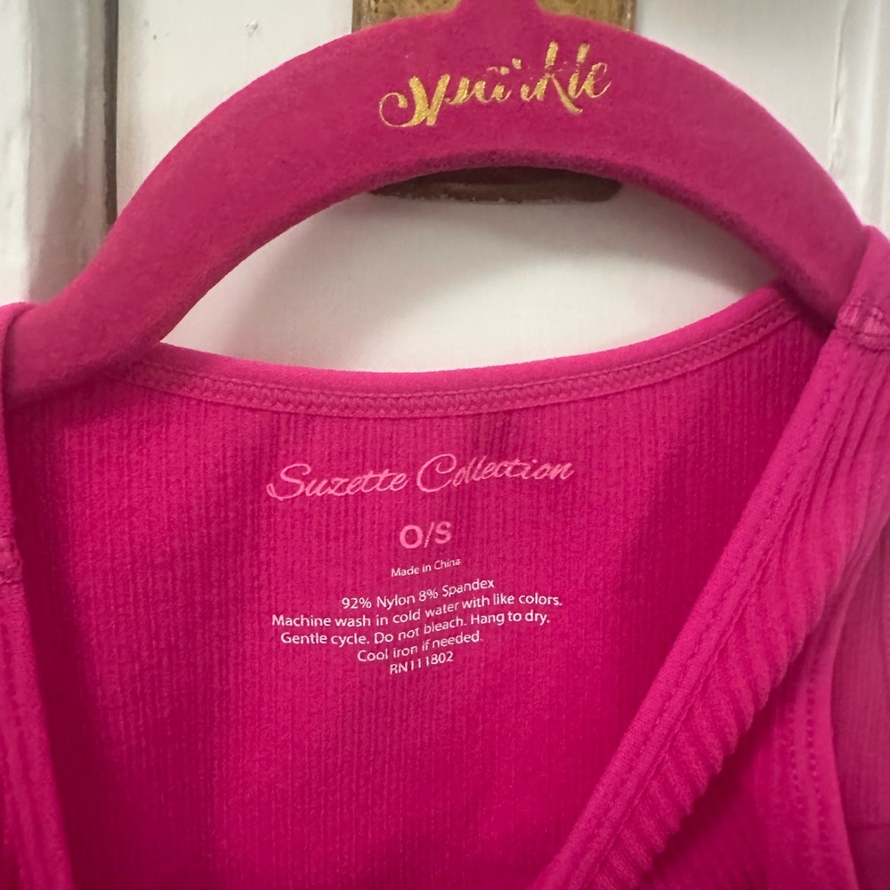 Pink Ribbed Crop Top - Picture 2 of 3